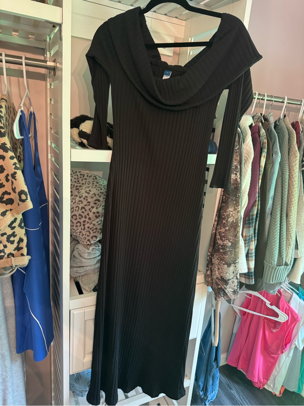 Women’s Black Ribbed Off the Shoulder Dress